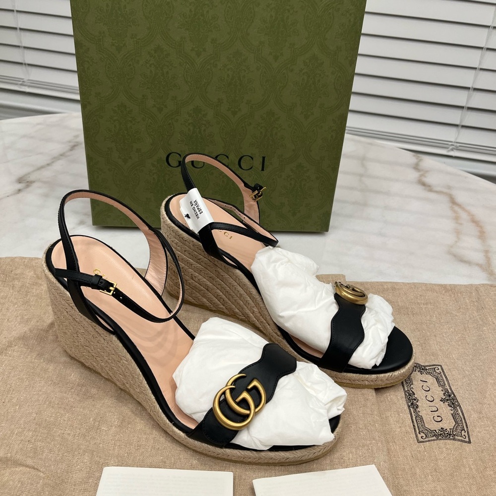Gucci Black and Gold Wedge Sandals 💯 Authentic